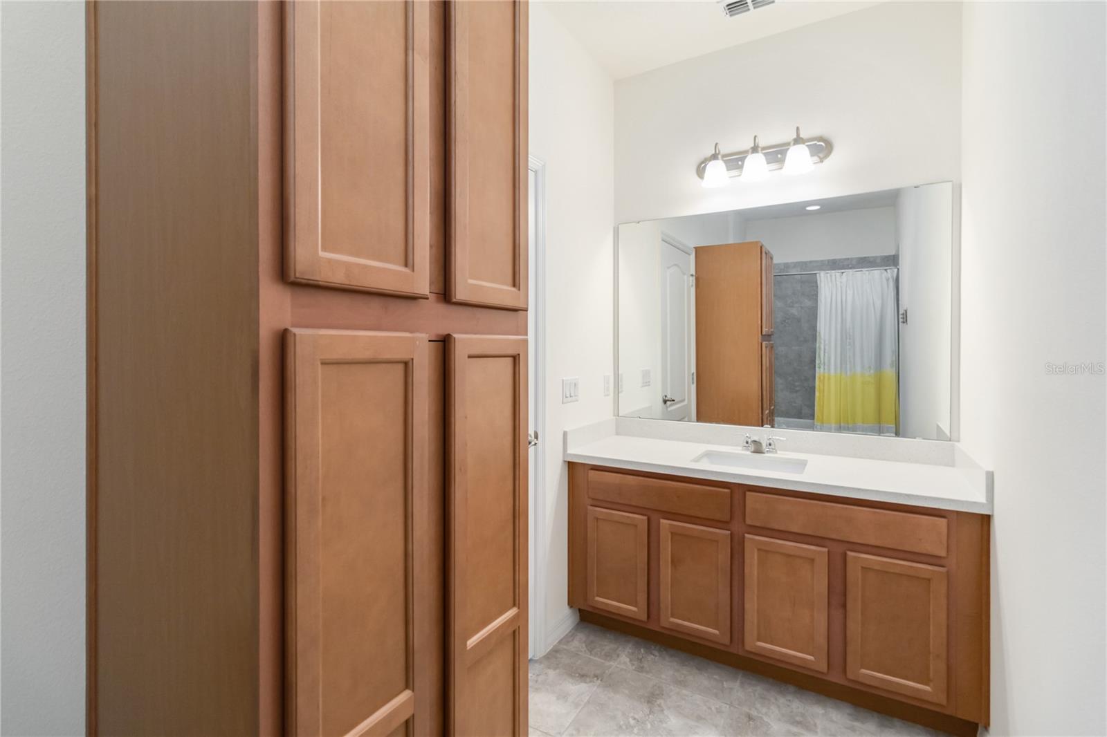 Image 31 of 47 For 2354 Pearl Cider Street