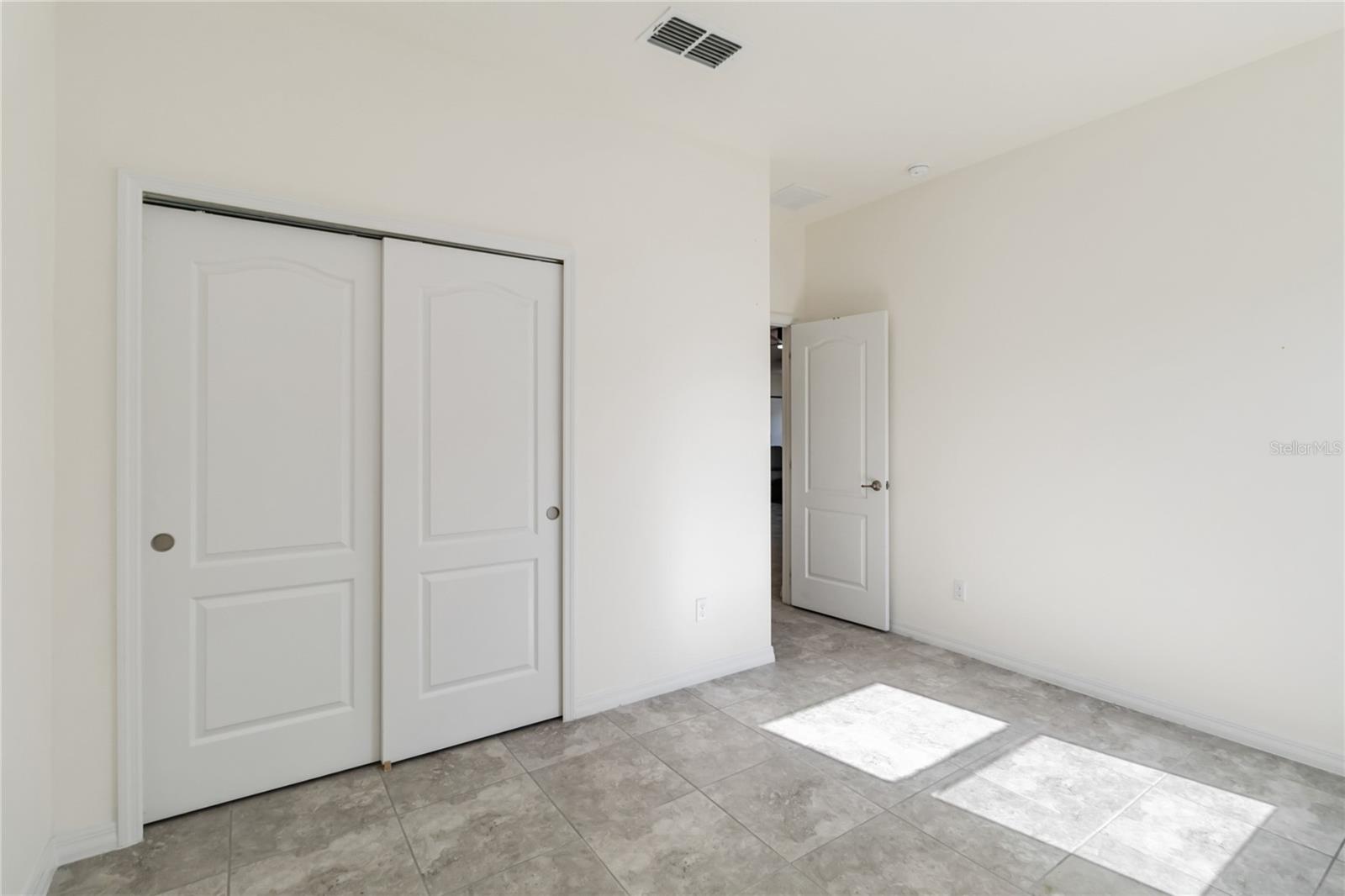 Image 34 of 47 For 2354 Pearl Cider Street