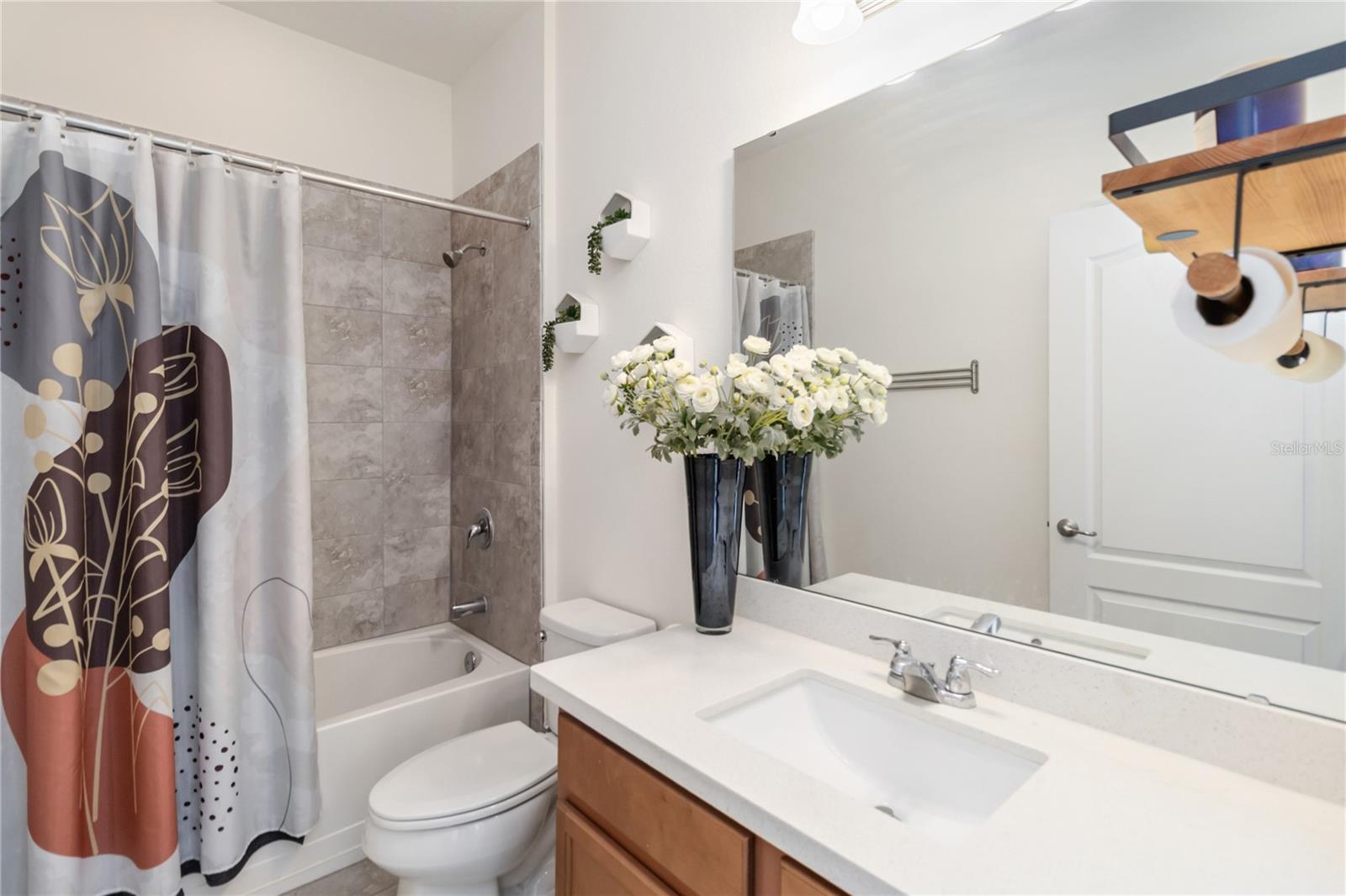 Image 37 of 47 For 2354 Pearl Cider Street