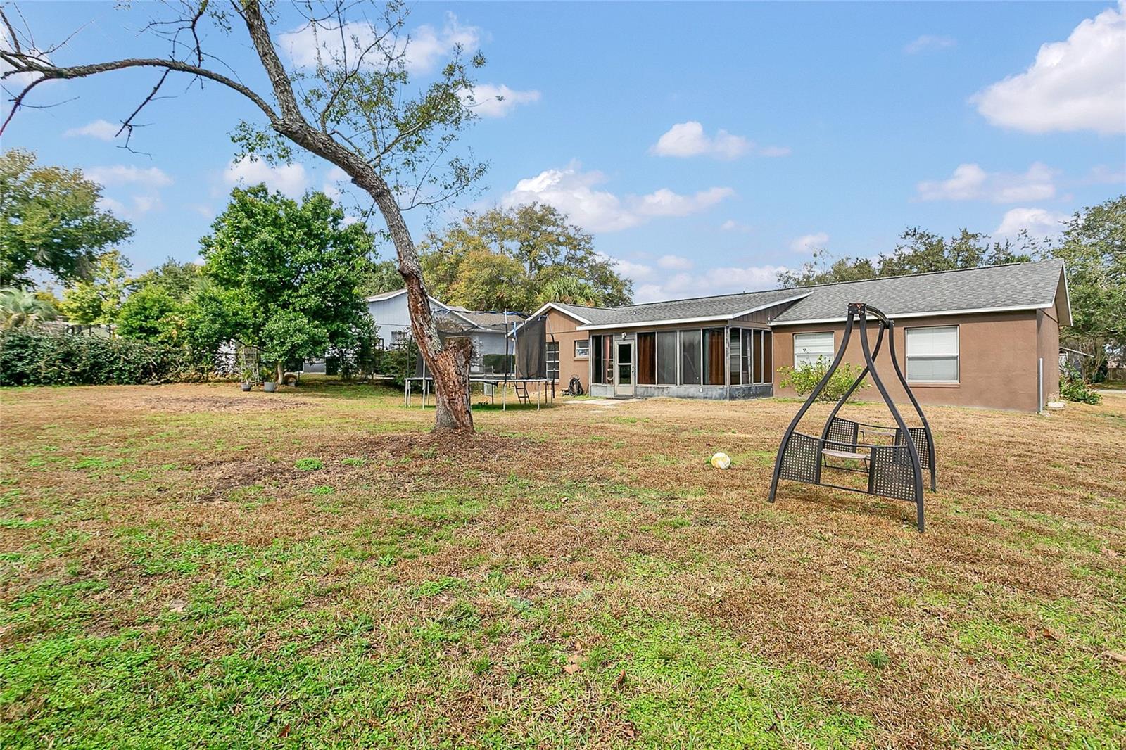 Image 22 of 30 For 10400 Summit Square Drive