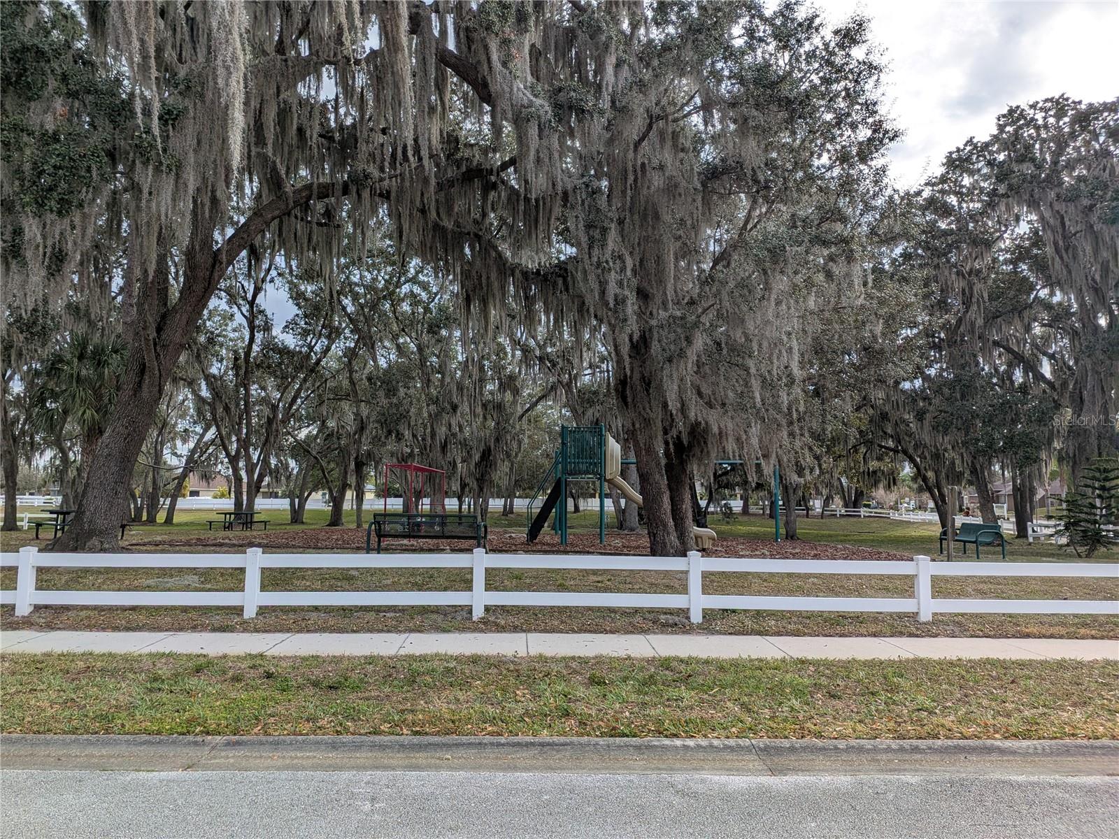 Image 13 of 14 For 5841 Hummingbird Court