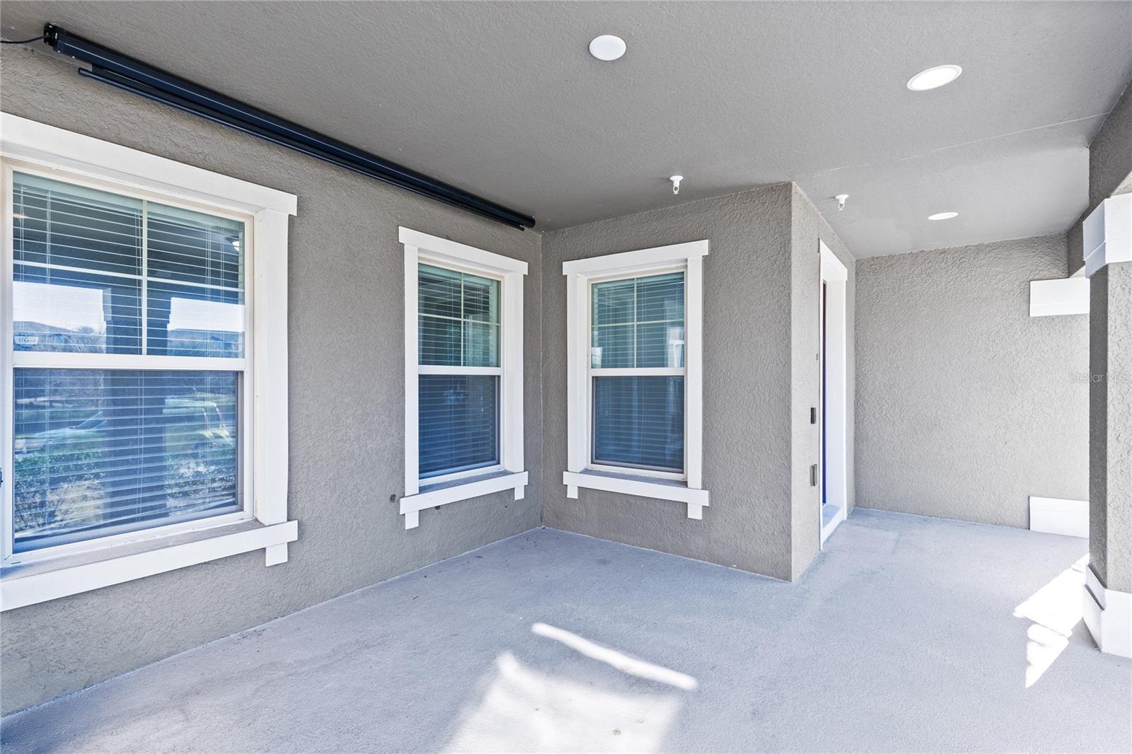 Image 28 of 33 For 10033 Town Lake Dr