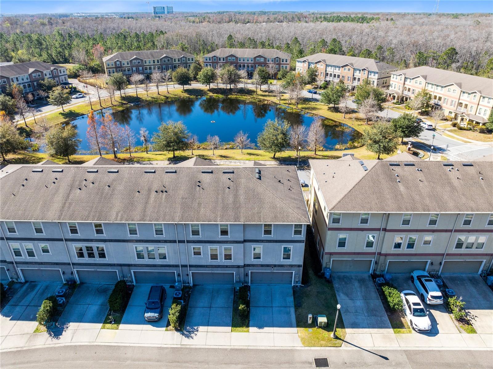 Image 29 of 33 For 10033 Town Lake Dr