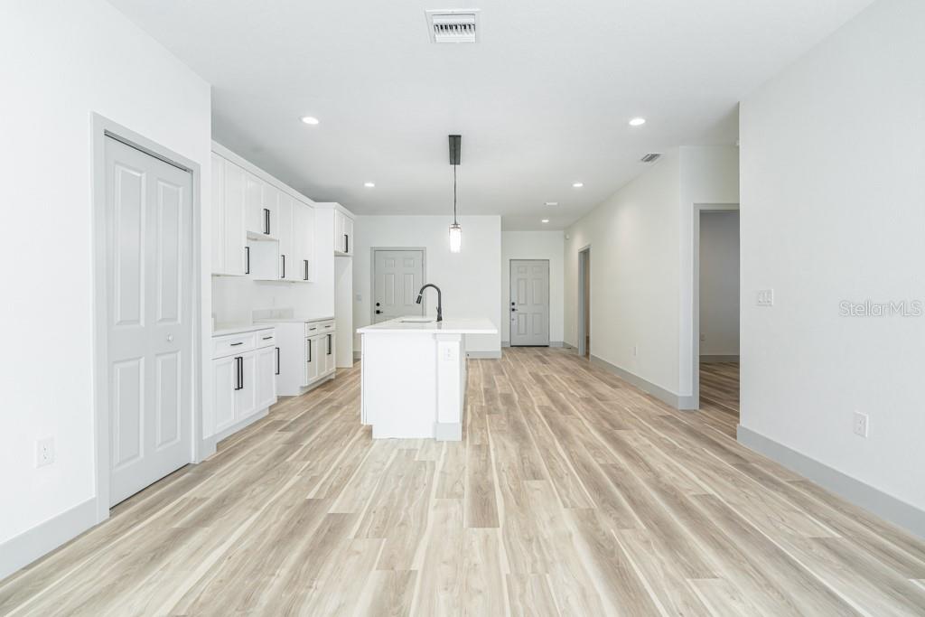 Image 12 of 30 For 44 12th Street