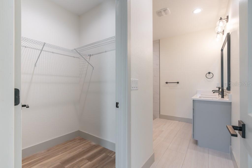 Image 24 of 30 For 44 12th Street