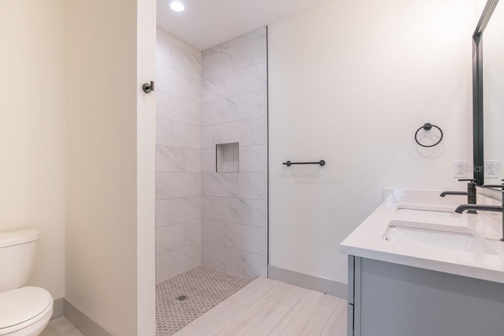 Image 25 of 30 For 44 12th Street