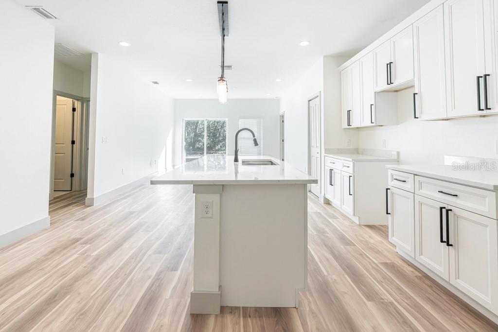 Image 5 of 30 For 44 12th Street