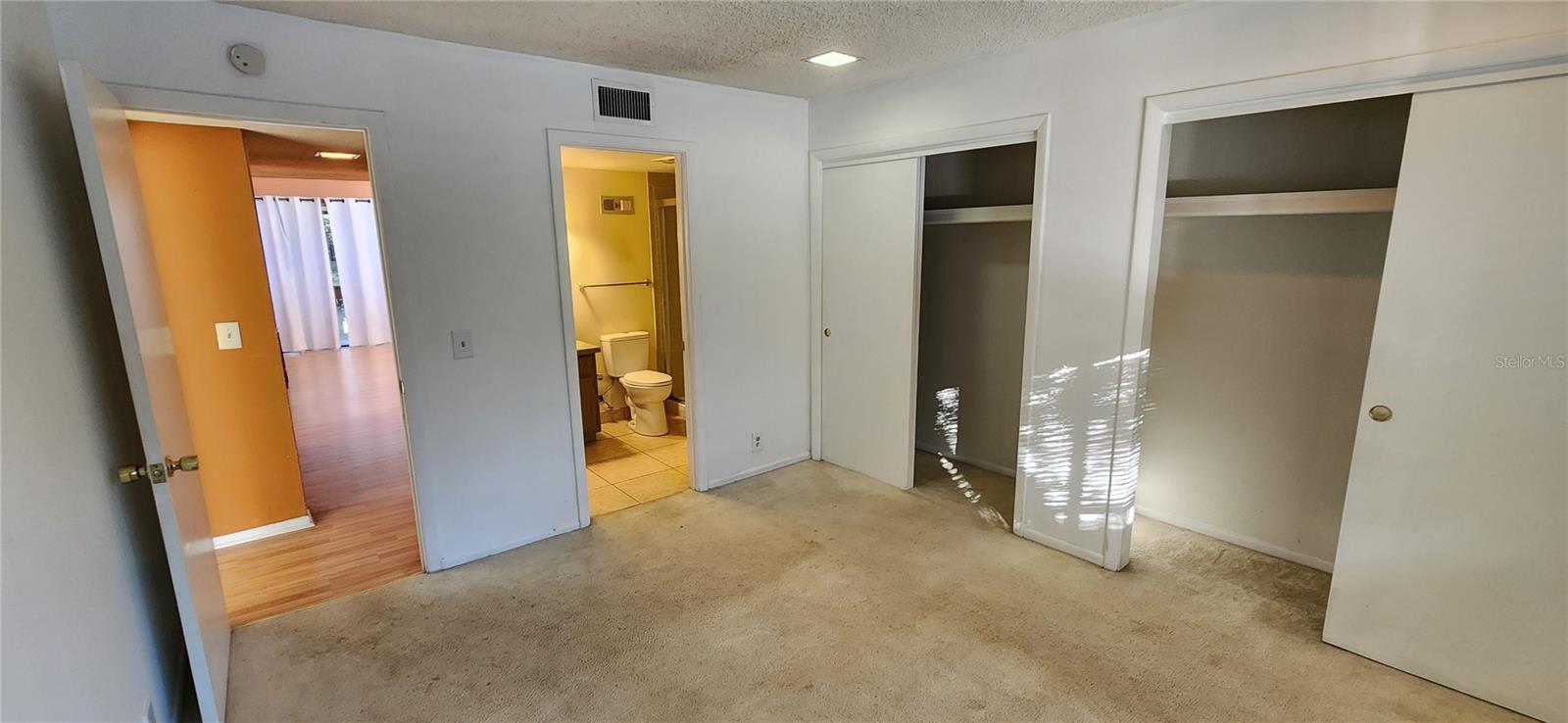 Image 11 of 15 For 223 Crown Oaks Way