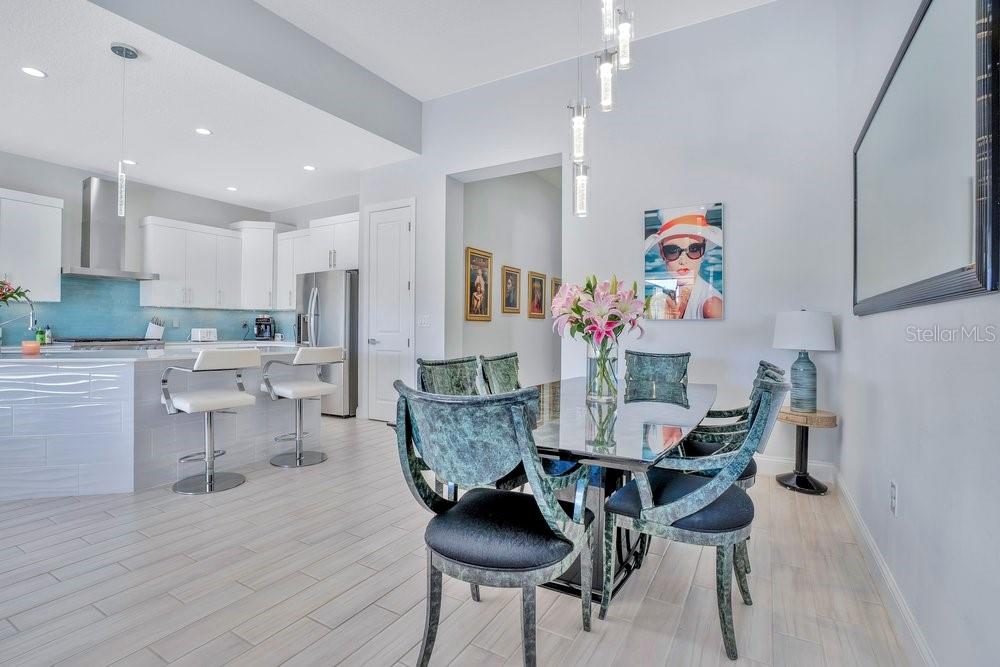 Image 14 of 54 For 10481 Royal Cypress Way