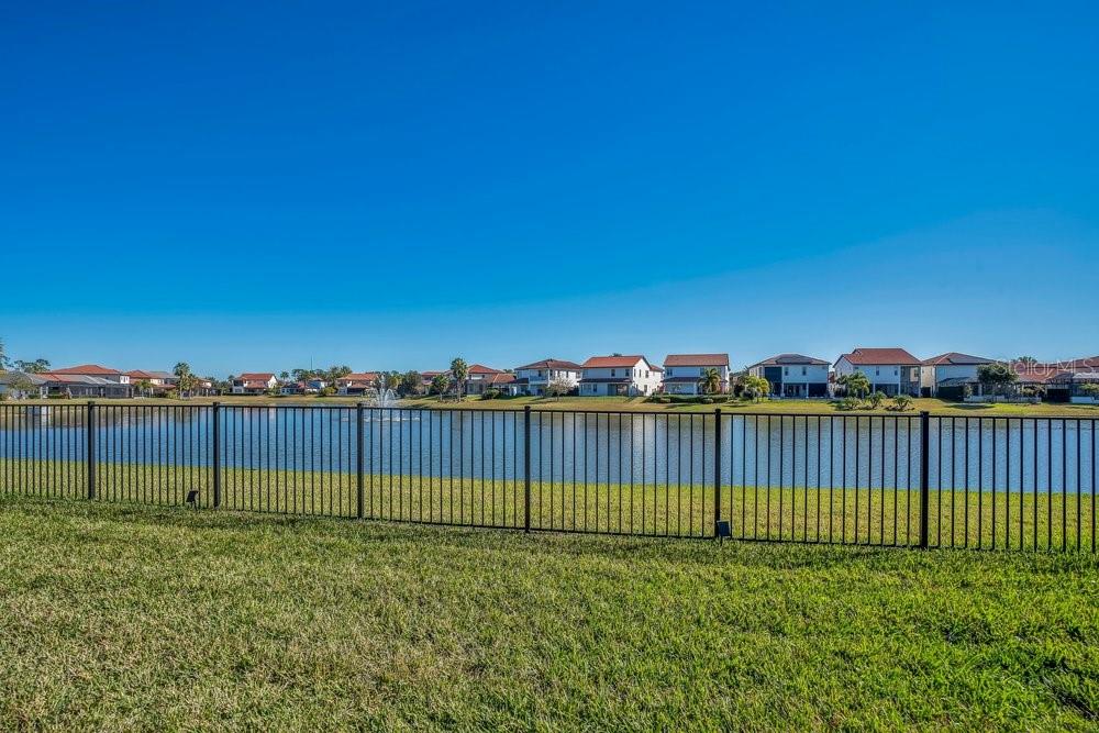 Image 44 of 54 For 10481 Royal Cypress Way