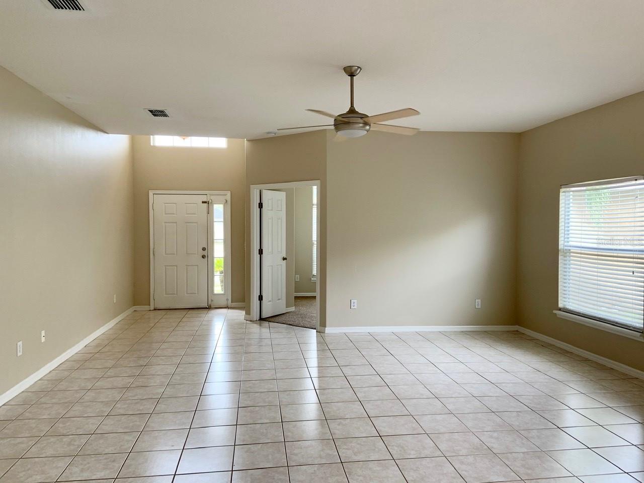 Image 4 of 11 For 2572 Acuna Court