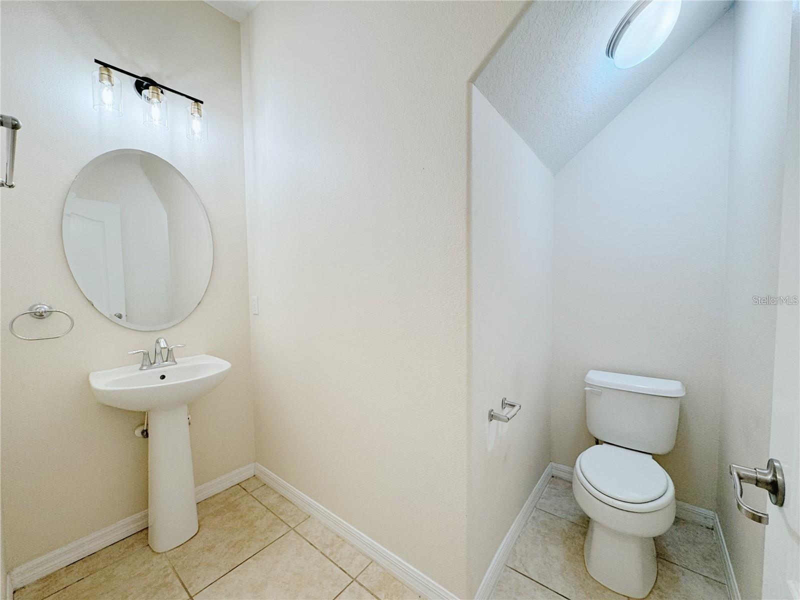 Image 12 of 43 For 1244 Priory Circle