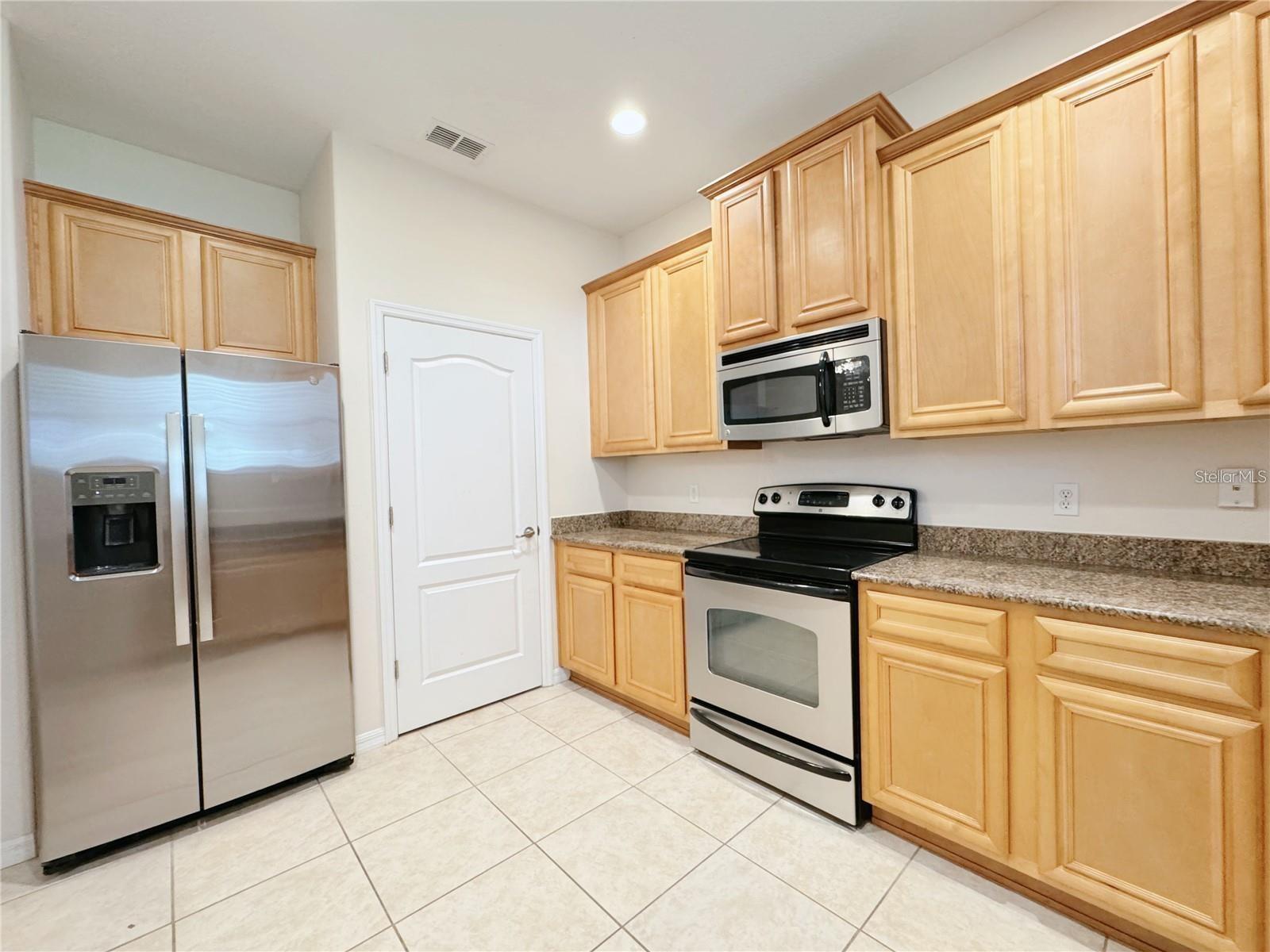 Image 15 of 43 For 1244 Priory Circle