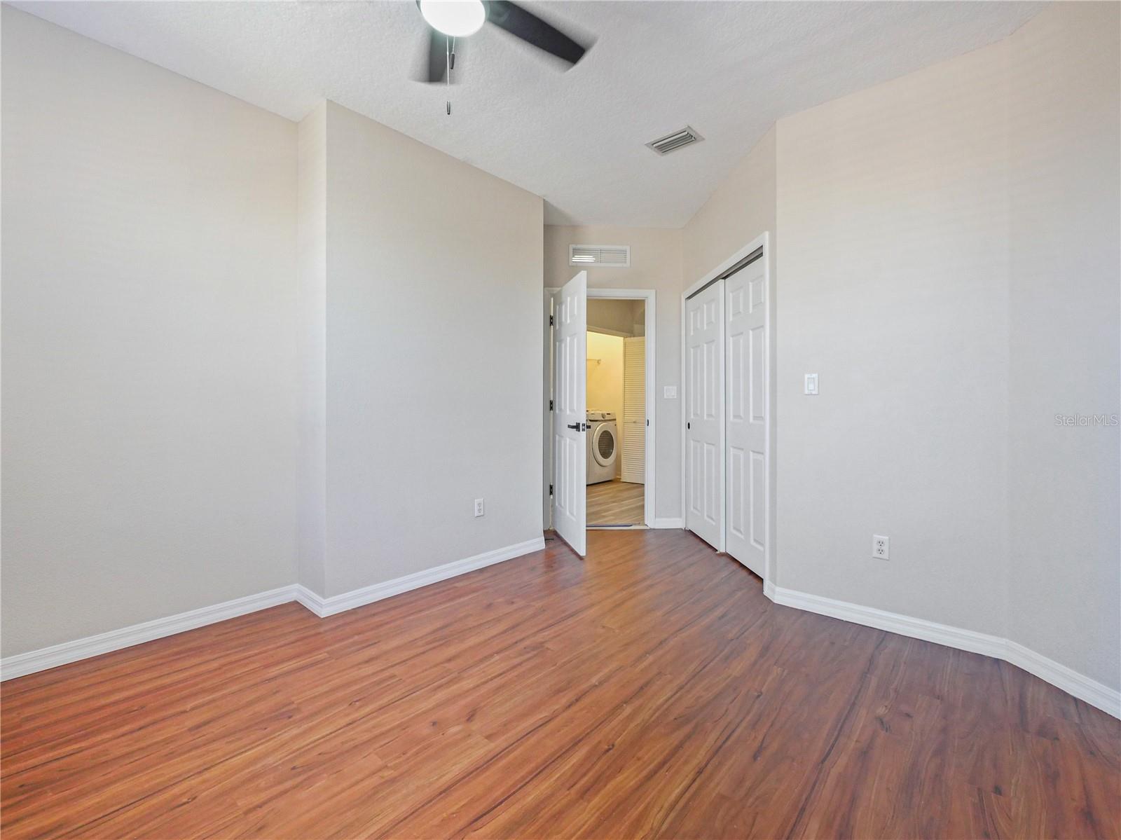 Image 16 of 21 For 8168 Boat Hook Loop 207