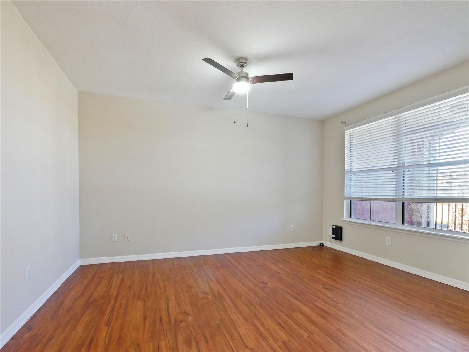 Image 20 of 21 For 8168 Boat Hook Loop 207