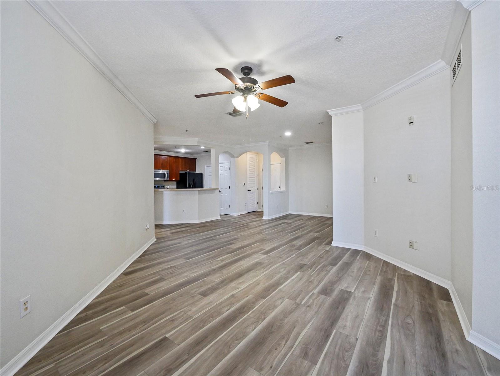 Image 6 of 21 For 8168 Boat Hook Loop 207