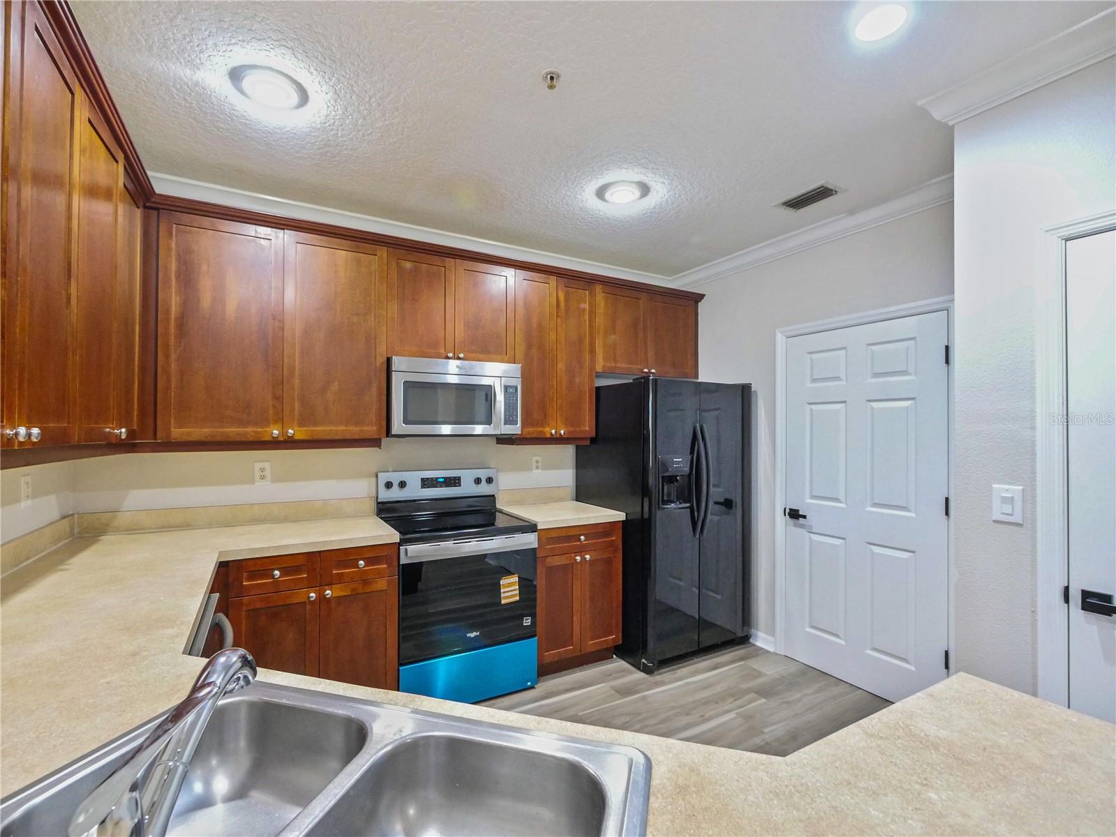 Image 9 of 21 For 8168 Boat Hook Loop 207