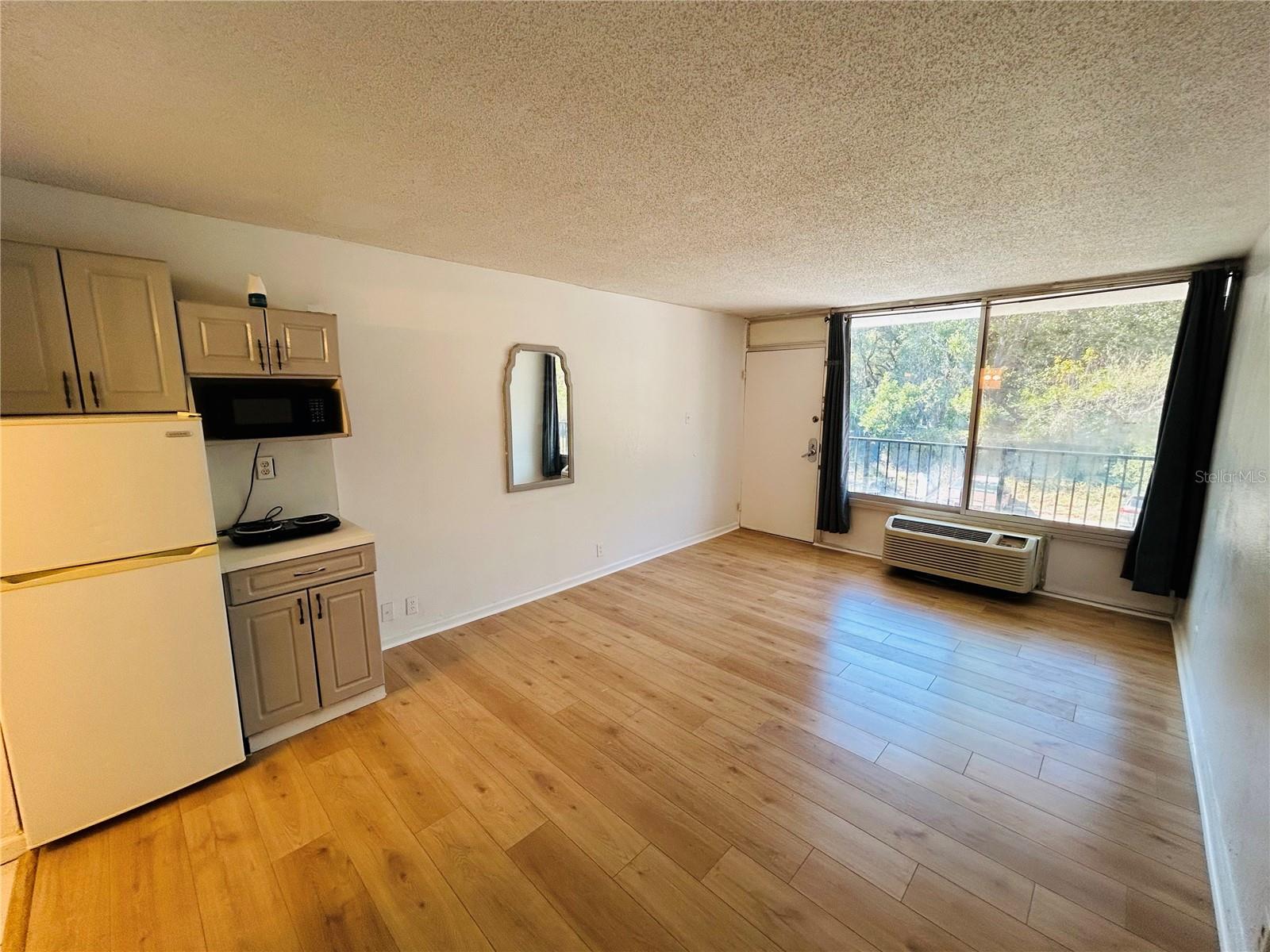 Image 3 of 6 For 7900 Orange Blossom Trail 2089