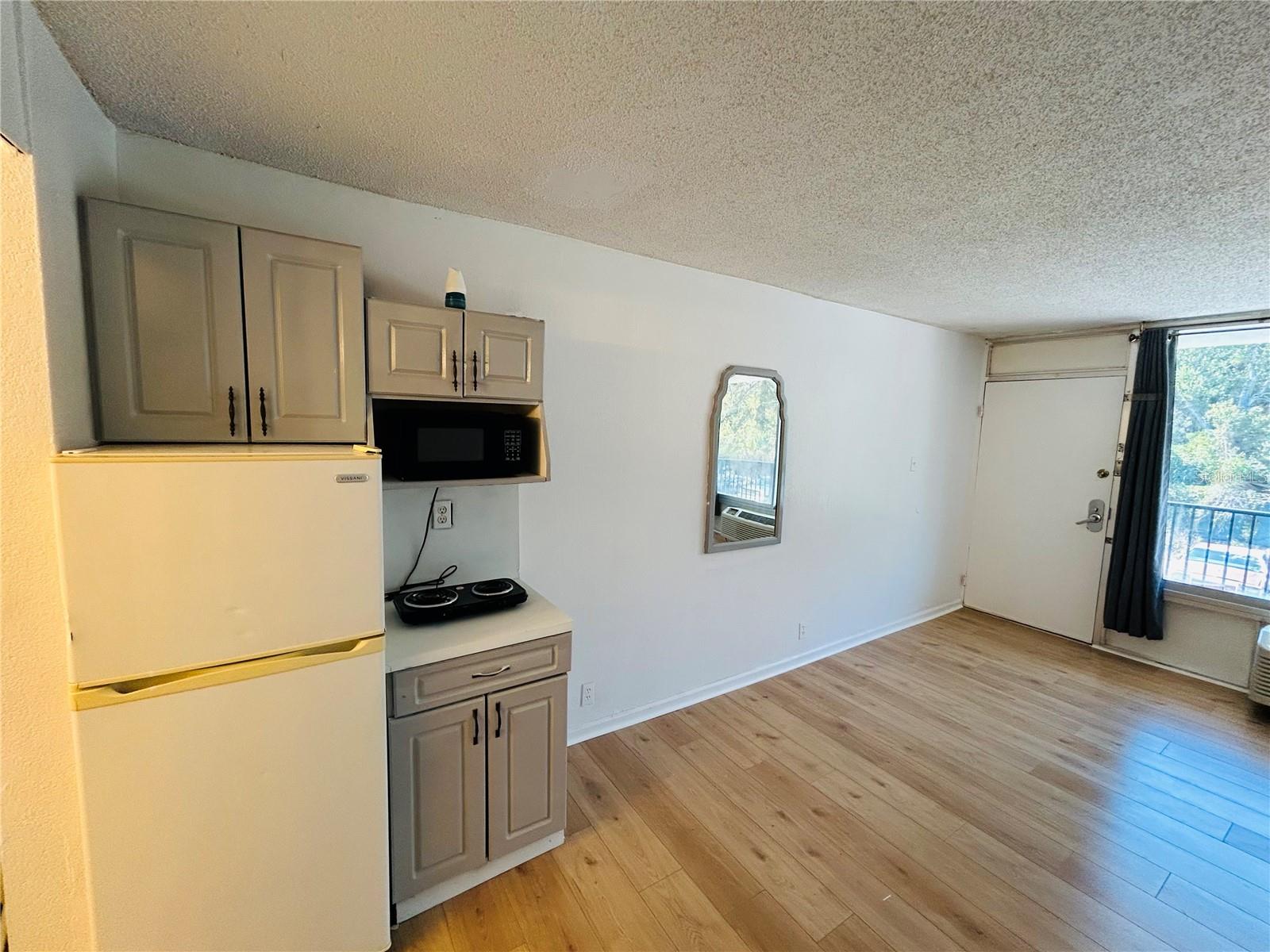 Image 4 of 6 For 7900 Orange Blossom Trail 2089