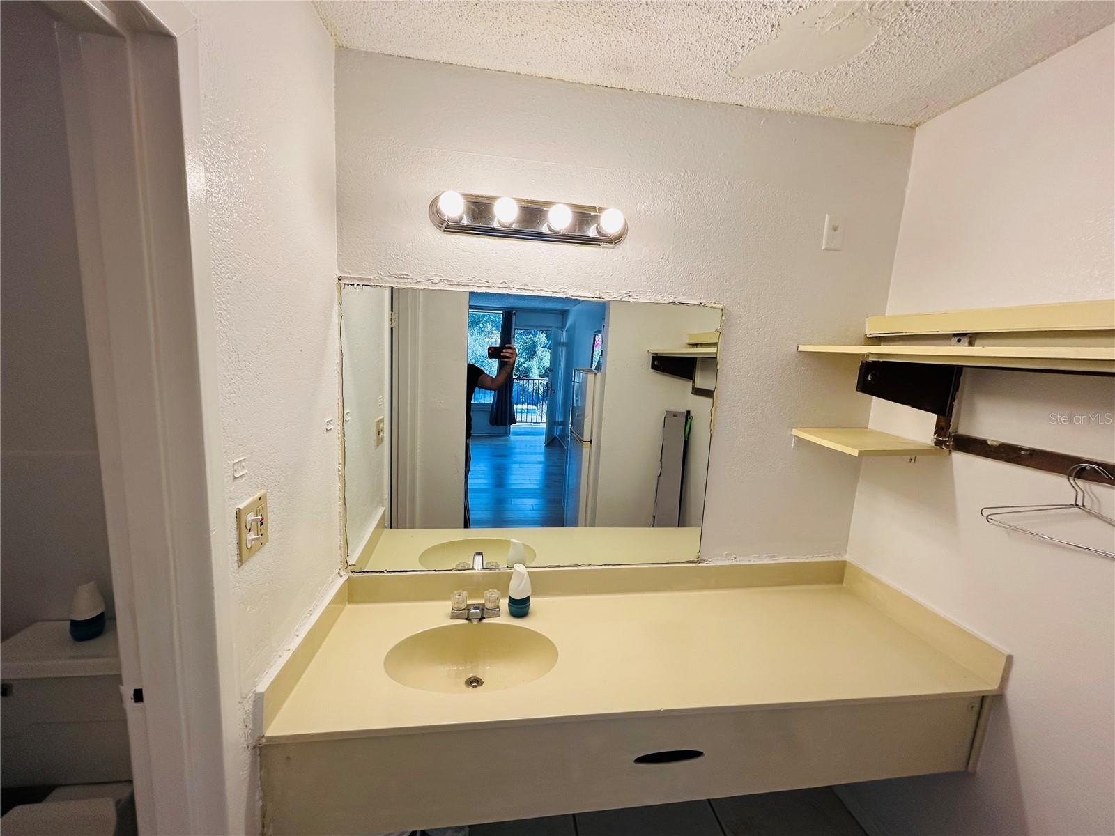 Image 6 of 6 For 7900 Orange Blossom Trail 2089