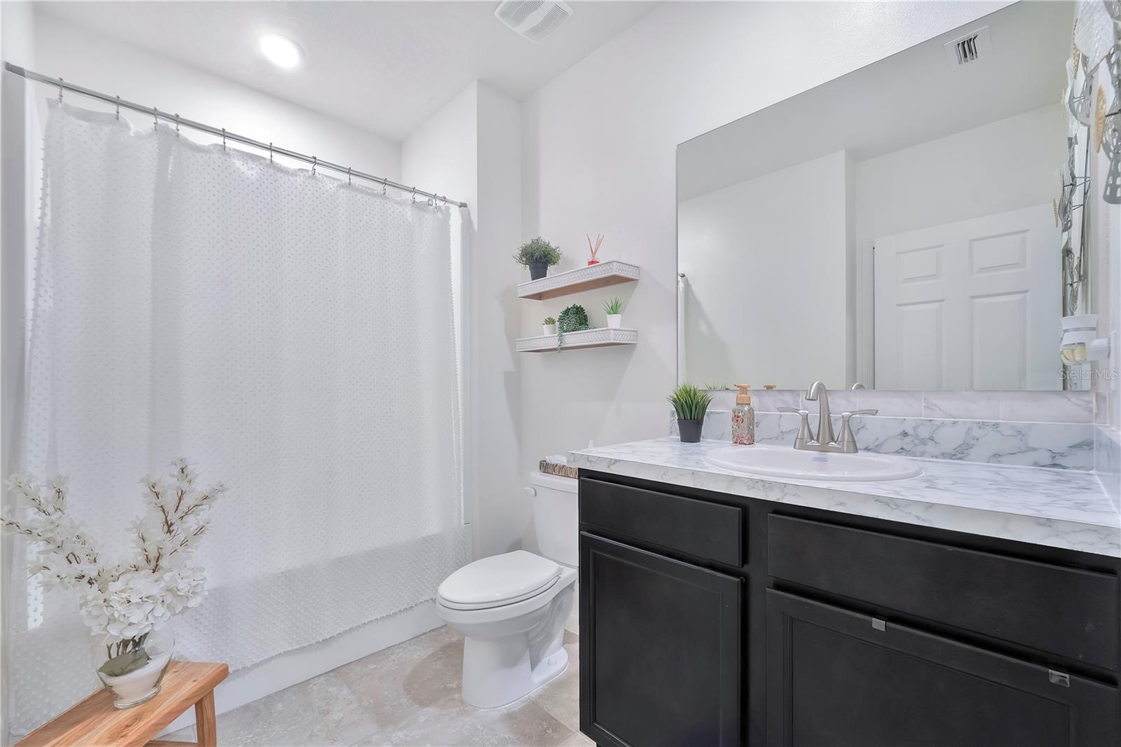 Image 14 of 24 For 9201 Potomac Drive