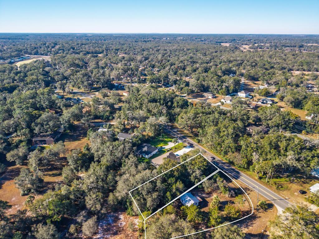 Image 14 of 29 For 31060 Lochmore Circle