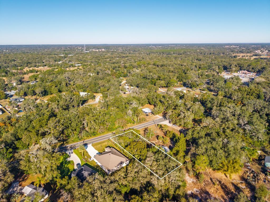 Image 22 of 29 For 31060 Lochmore Circle