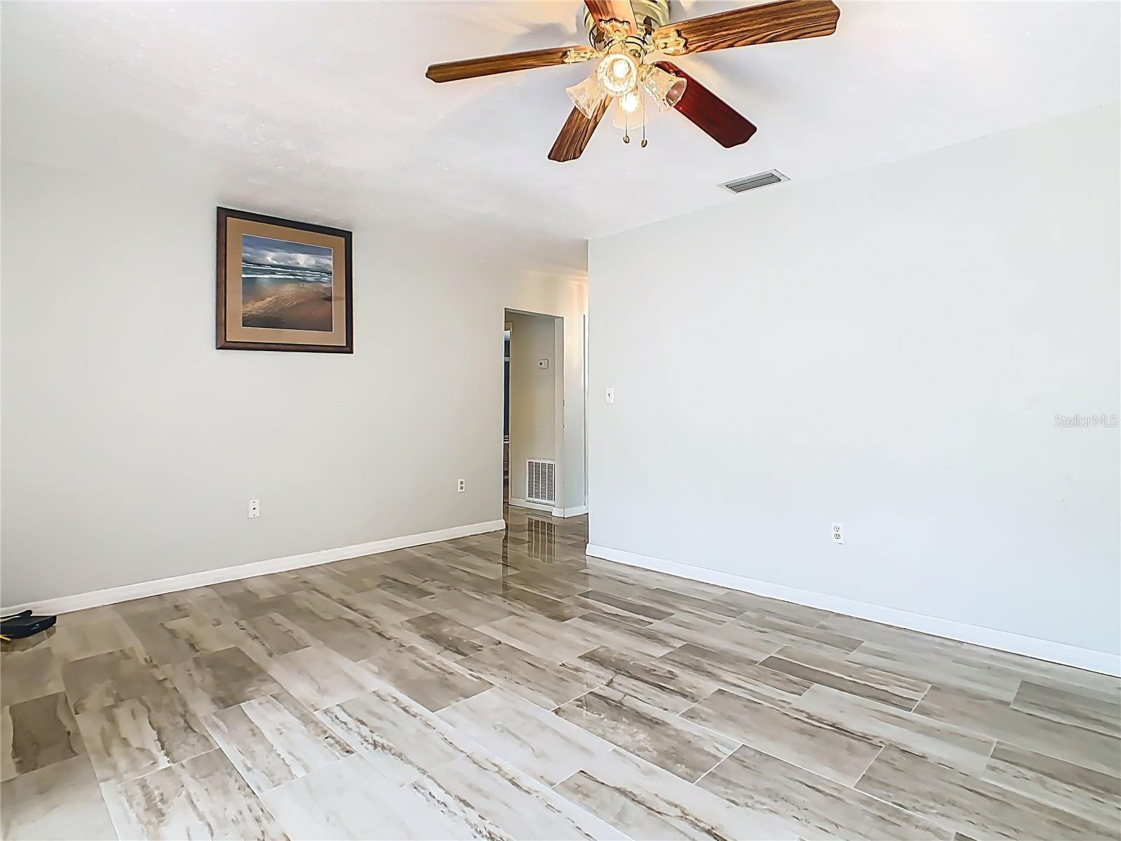 Image 22 of 47 For 1818 Irlo Drive