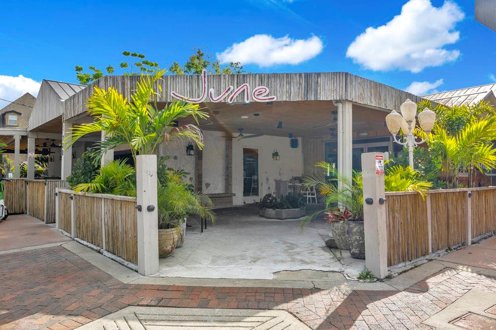 Image 22 of 41 For 1004 Robinson