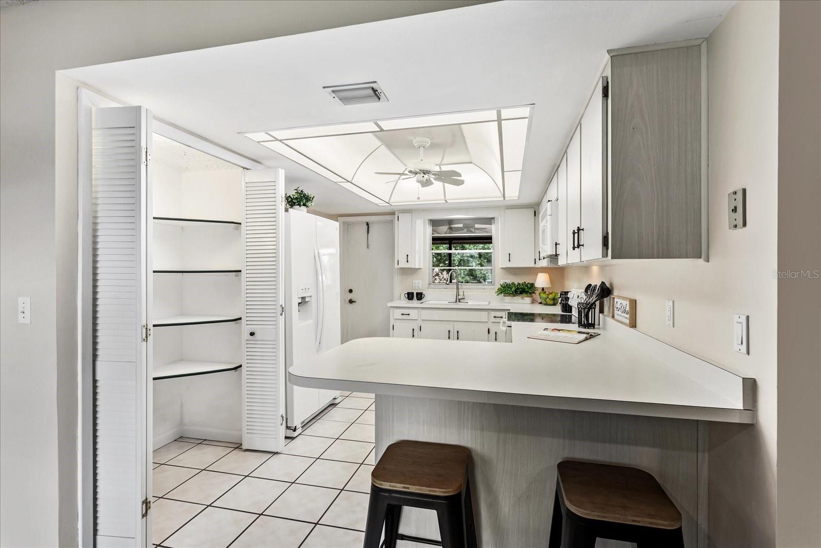 Image 11 of 41 For 625 Mockingbird Lane