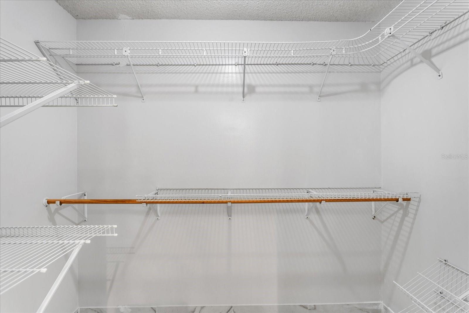 Image 23 of 41 For 625 Mockingbird Lane