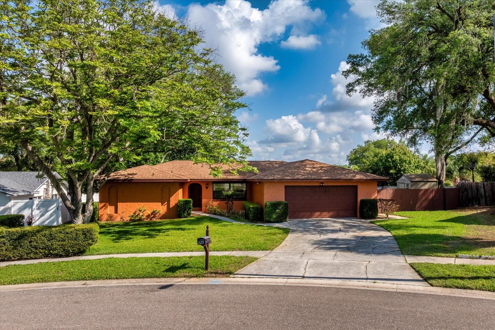 Image 3 of 41 For 625 Mockingbird Lane