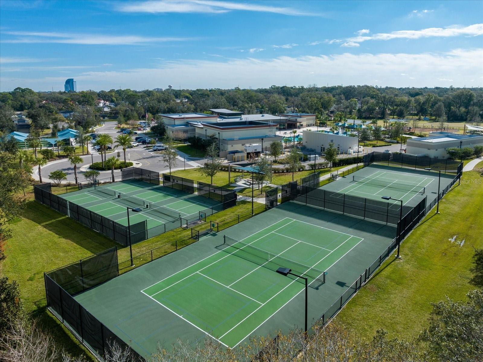 Image 38 of 41 For 625 Mockingbird Lane