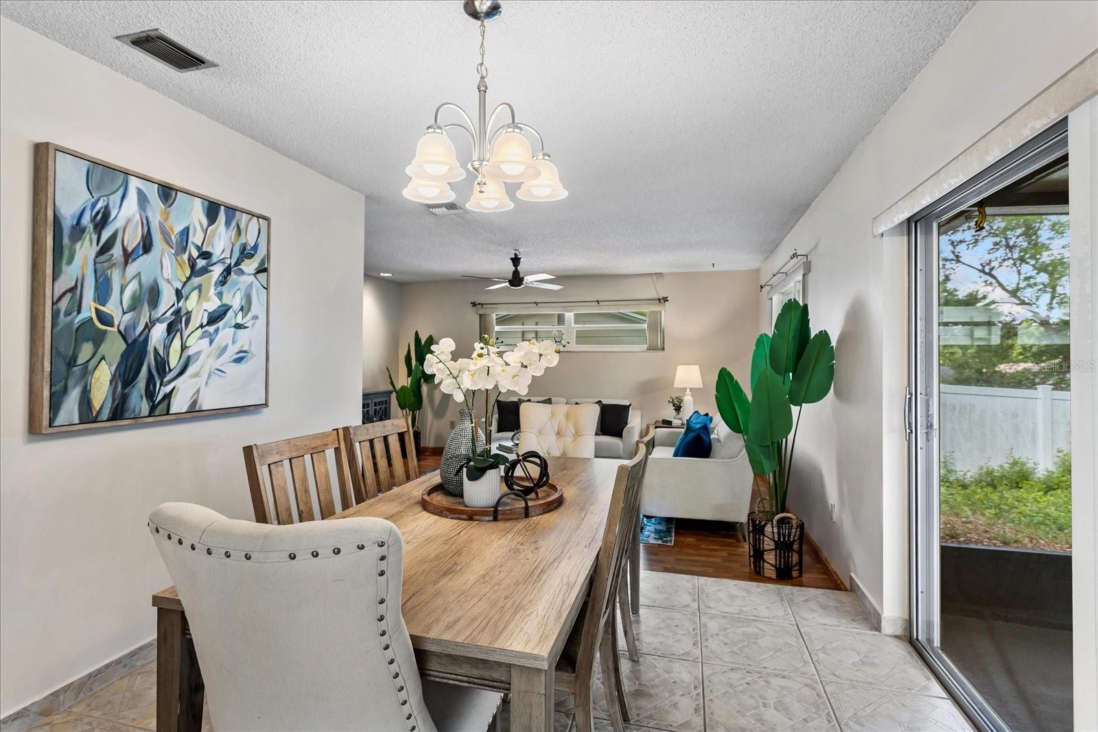 Image 9 of 41 For 625 Mockingbird Lane