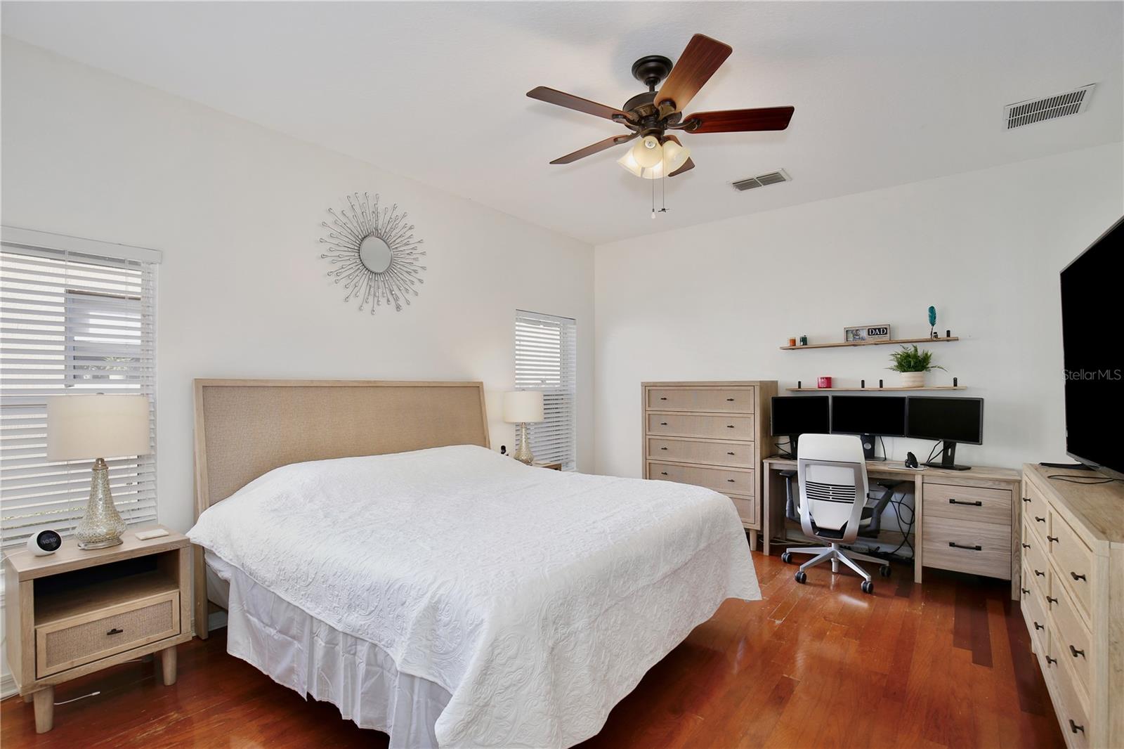 Image 20 of 67 For 2104 Victoria Falls Drive