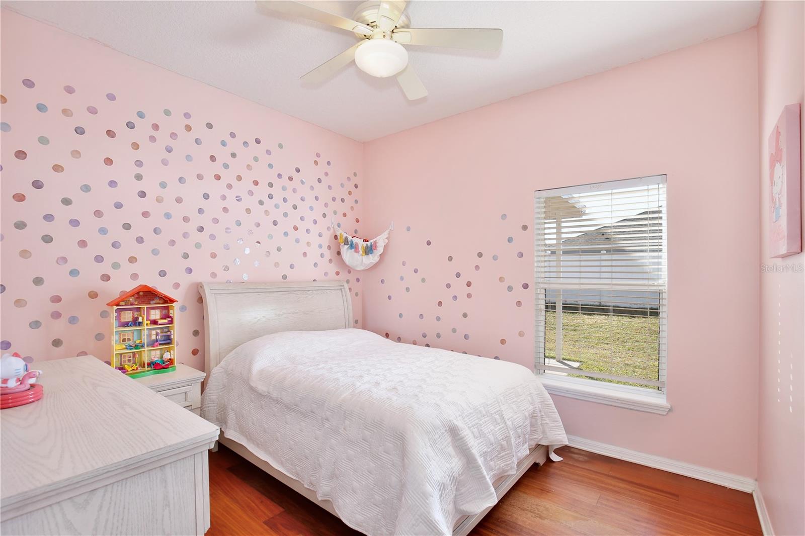 Image 23 of 67 For 2104 Victoria Falls Drive