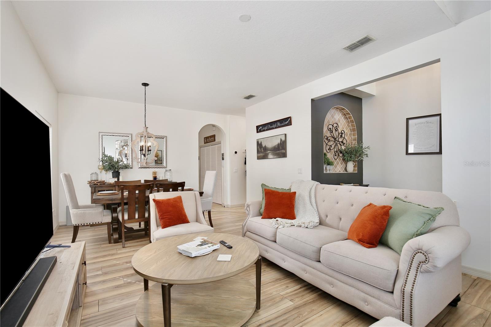 Image 3 of 67 For 2104 Victoria Falls Drive