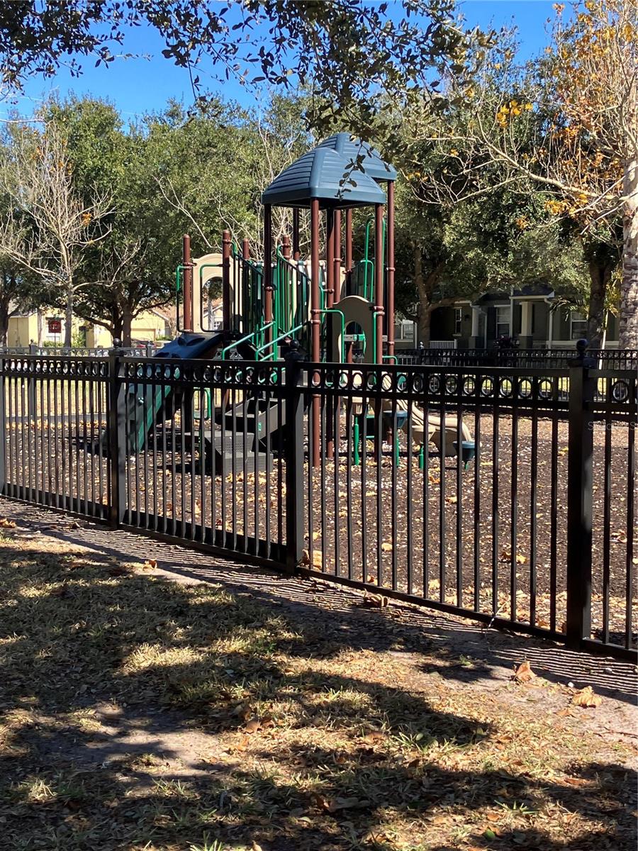 Image 31 of 67 For 2104 Victoria Falls Drive