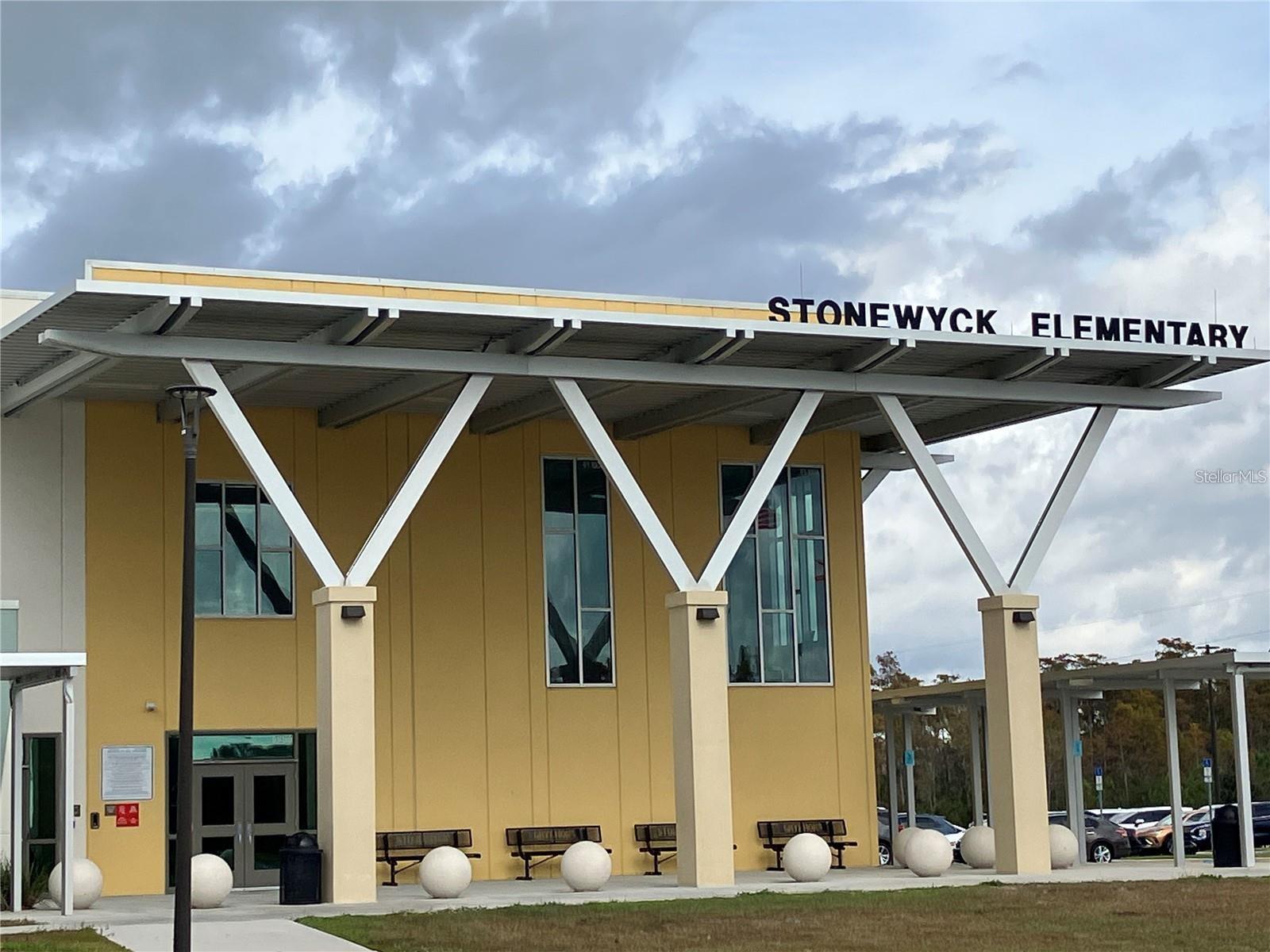 Image 39 of 67 For 2104 Victoria Falls Drive