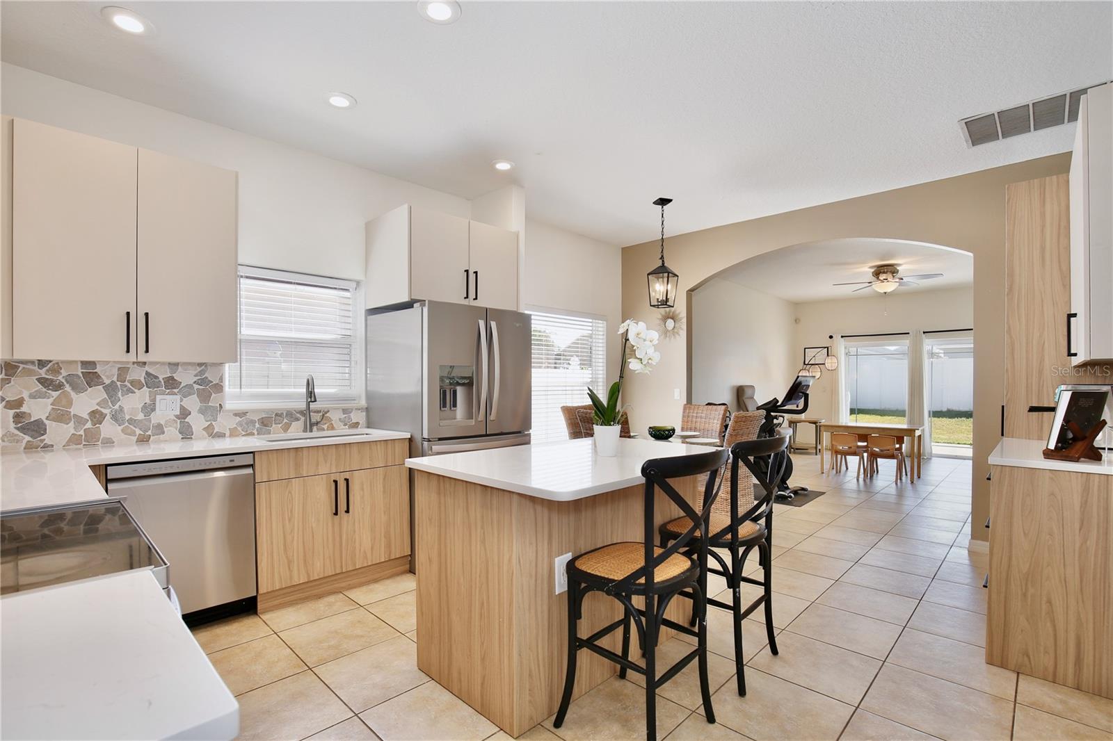 Image 4 of 67 For 2104 Victoria Falls Drive