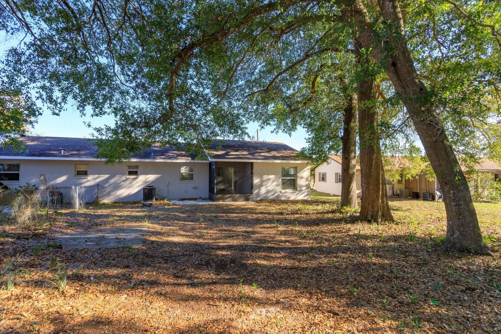 Image 17 of 34 For 54-56 Bougainvillea Drive