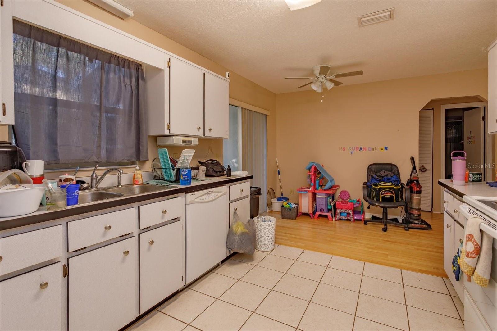 Image 25 of 34 For 54-56 Bougainvillea Drive