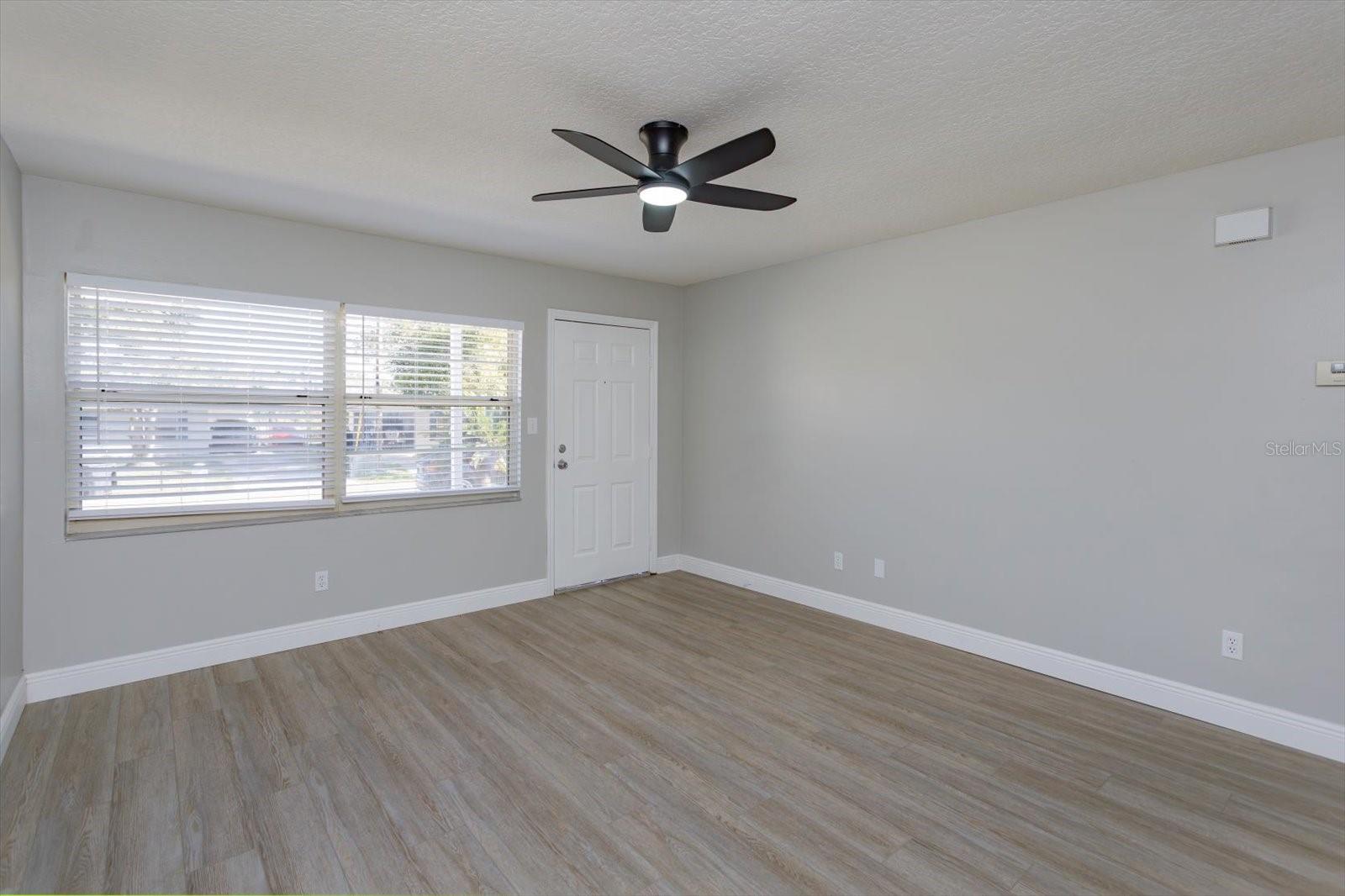 Image 5 of 34 For 54-56 Bougainvillea Drive