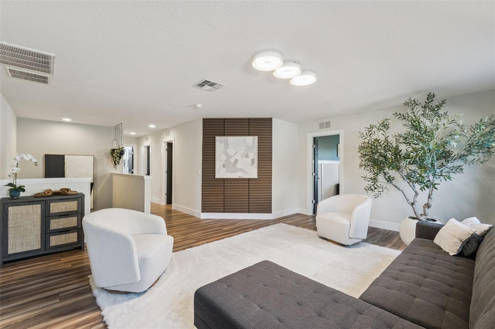 Image 15 of 40 For 5303 Brydon Woods Circle