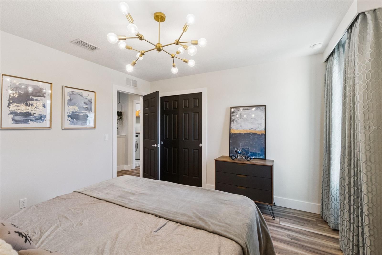 Image 29 of 40 For 5303 Brydon Woods Circle