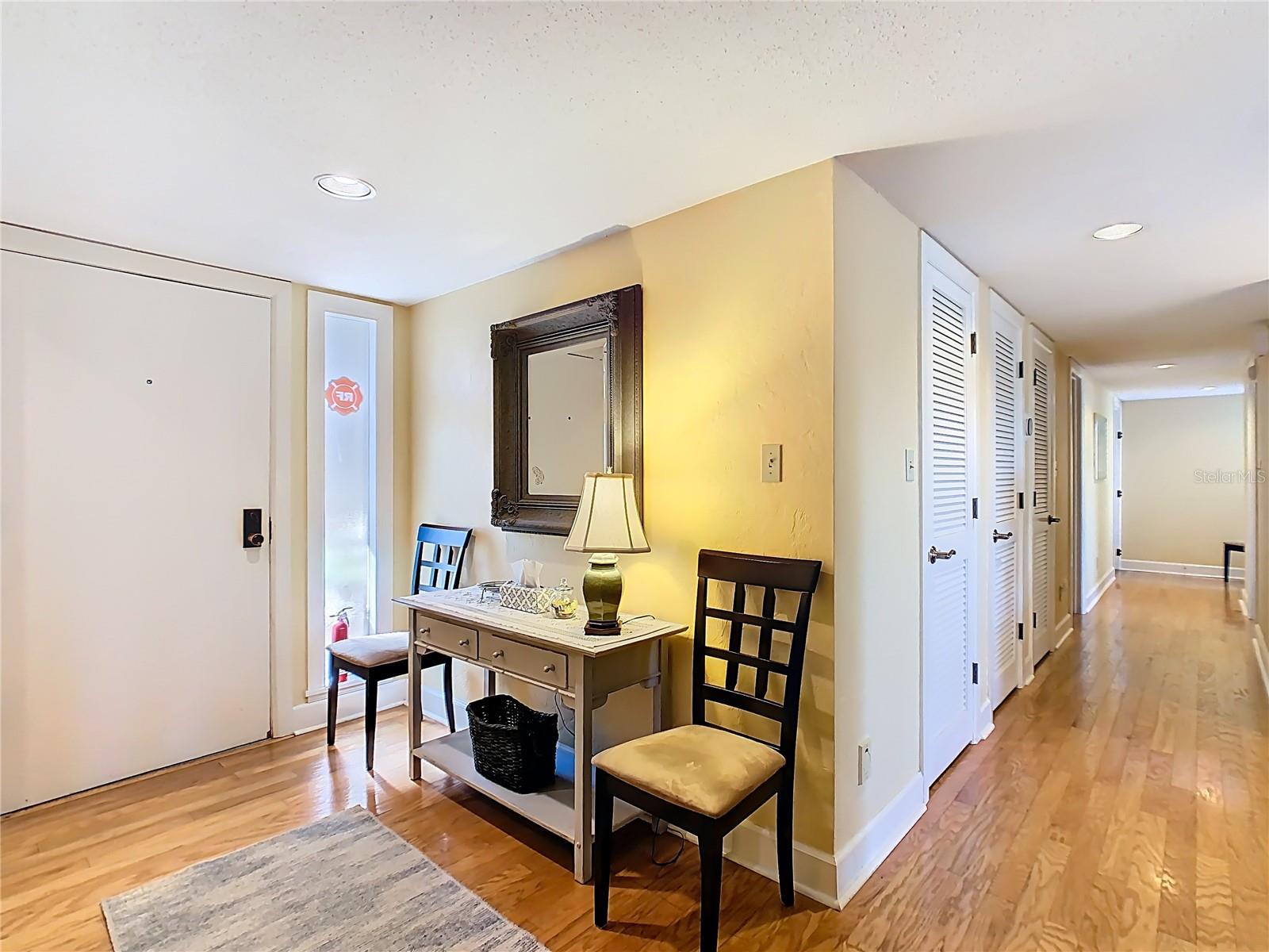 Image 2 of 45 For 621 Olde Camelot Circle 3210-1