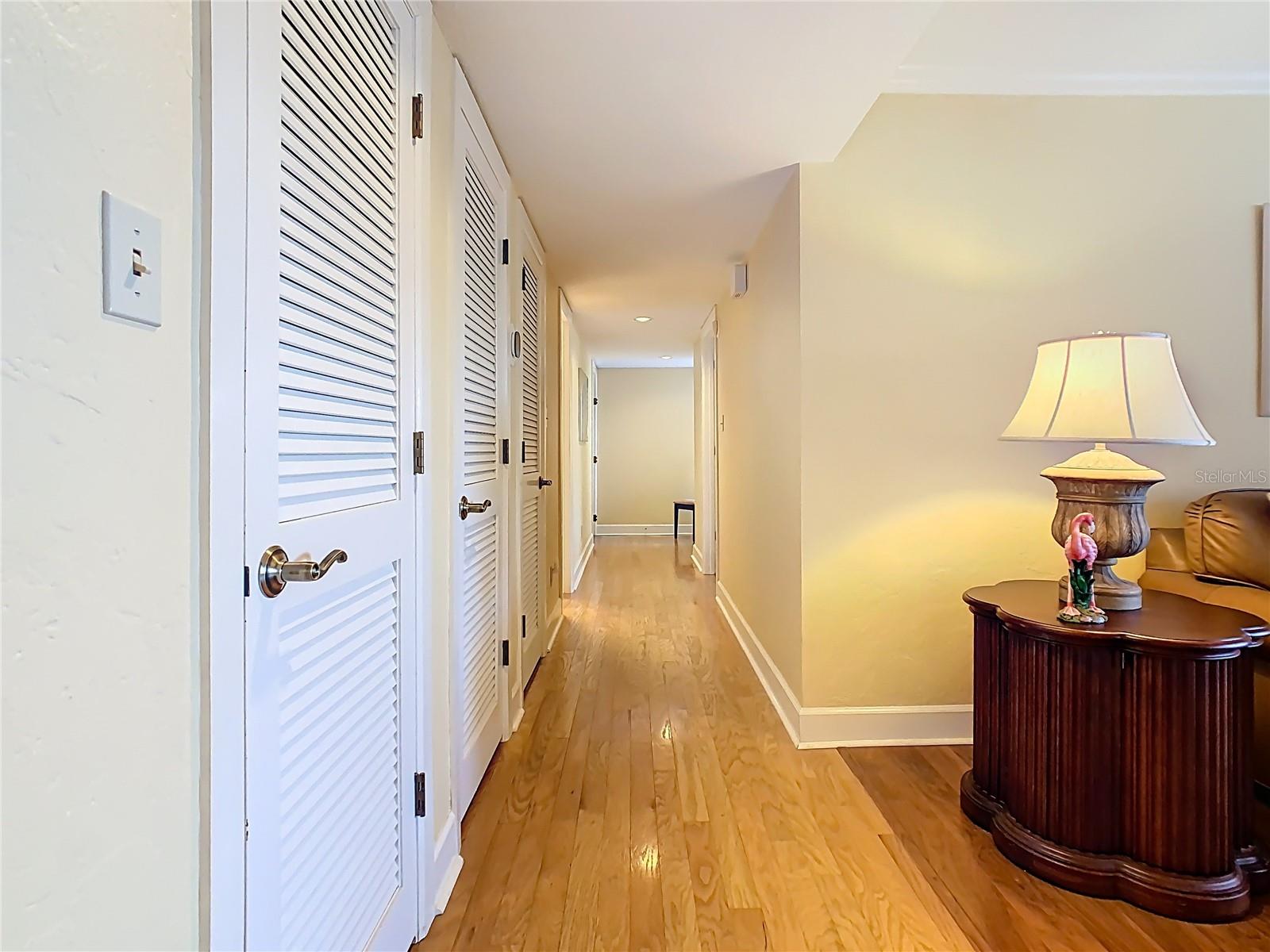 Image 21 of 45 For 621 Olde Camelot Circle 3210-1