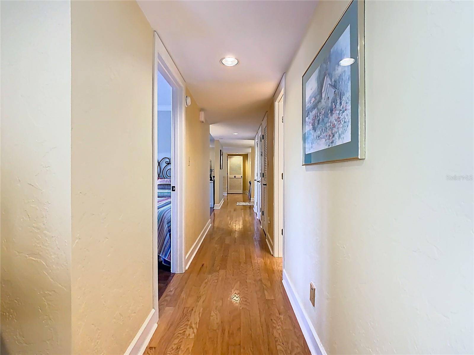 Image 27 of 45 For 621 Olde Camelot Circle 3210-1