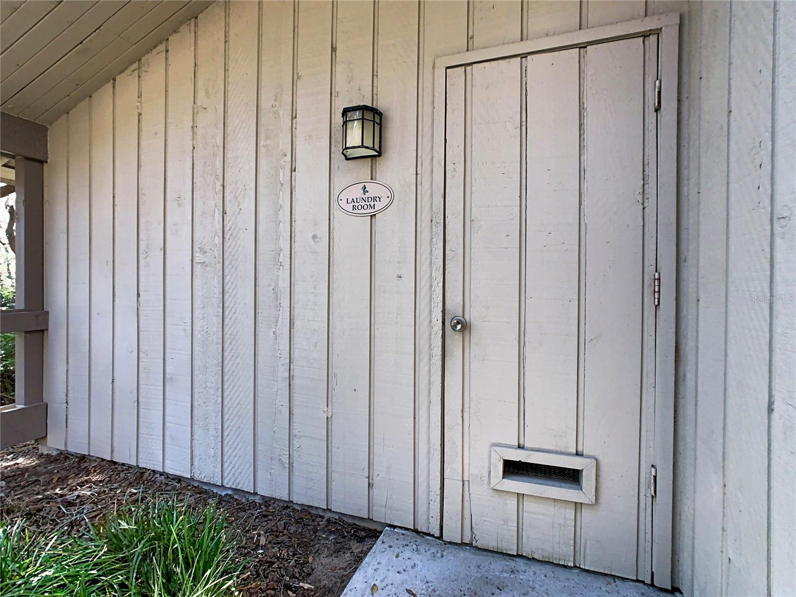 Image 44 of 45 For 621 Olde Camelot Circle 3210-1