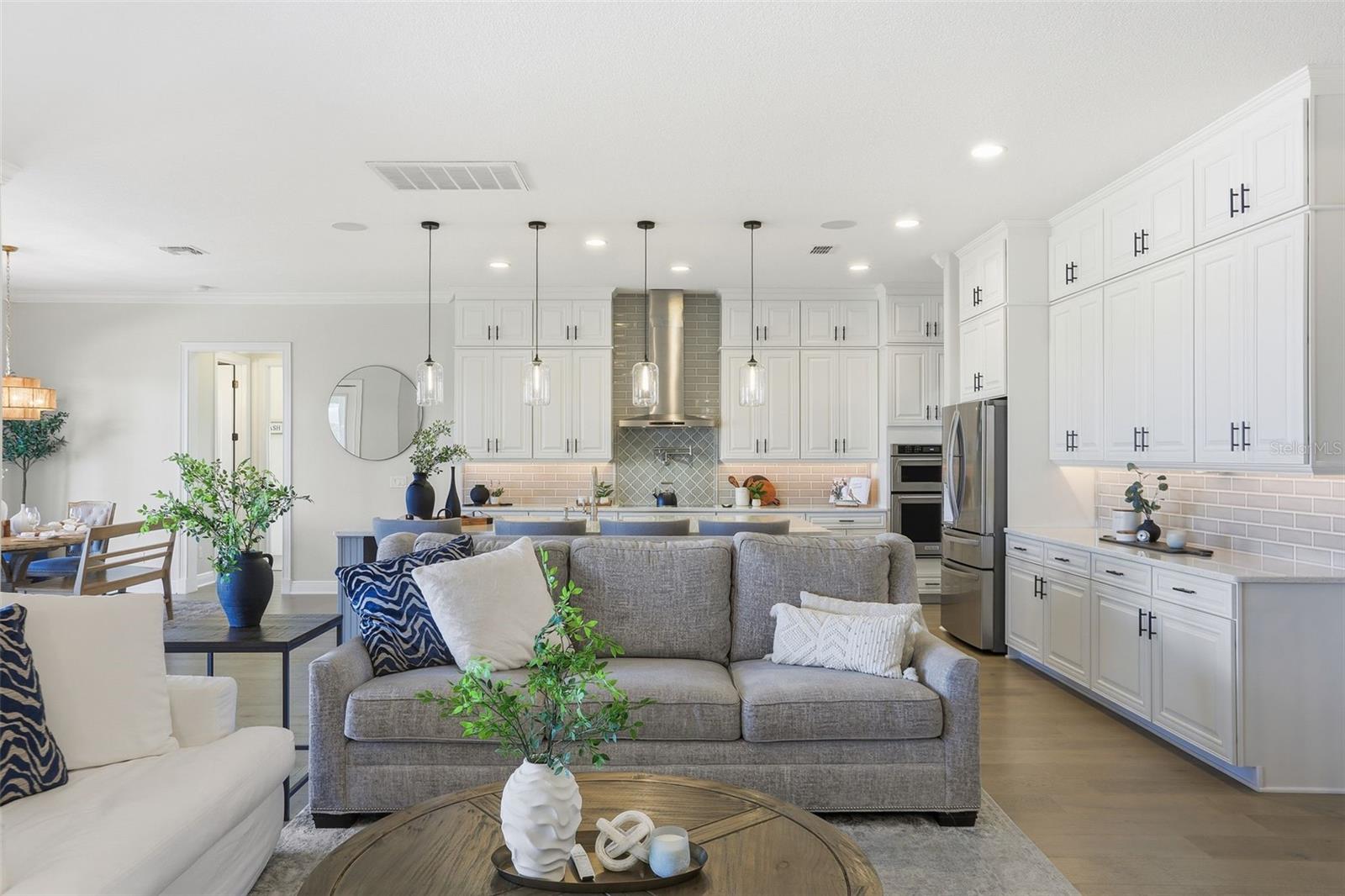 Image 15 of 88 For 16641 Broadwater Avenue